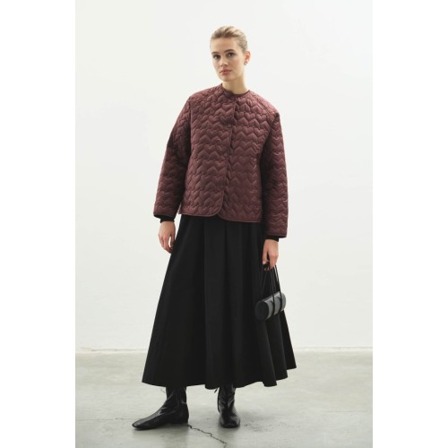 Kapitone Mont - Bordo