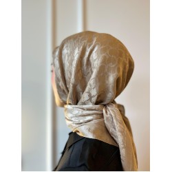 Zincir Desen Ayrobin Eşarp - Bal Köpüğü Zincir Desen Ayrobin Eşarp - Bal Köpüğü